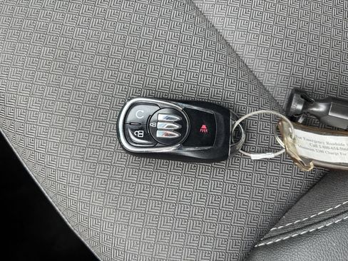 Used 2025 Buick Encore GX Preferred FWD image 20