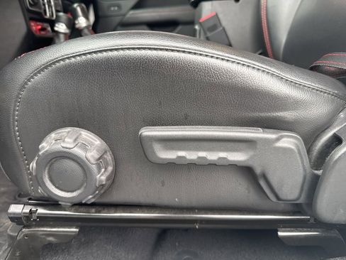 Used 2020 Jeep Wrangler Unlimited Rubicon image 25