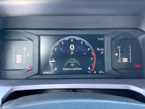 Used 2026 Toyota Tacoma SR5 RWD image 25