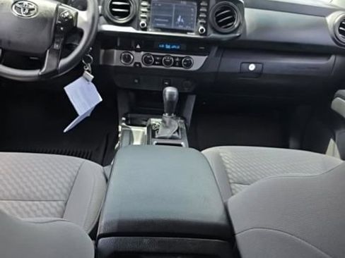 Used 2023 Toyota Tacoma SR AWD/4WD image 17