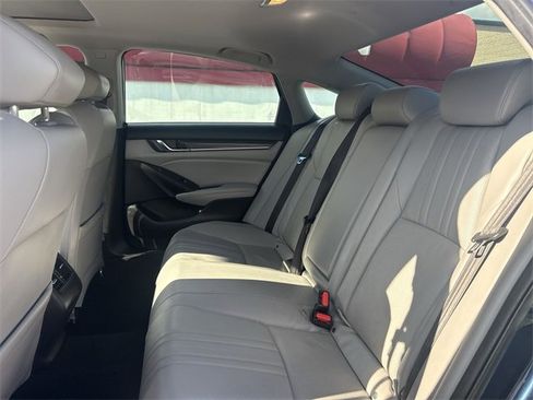 Used 2018 Honda Accord EX-L image 22
