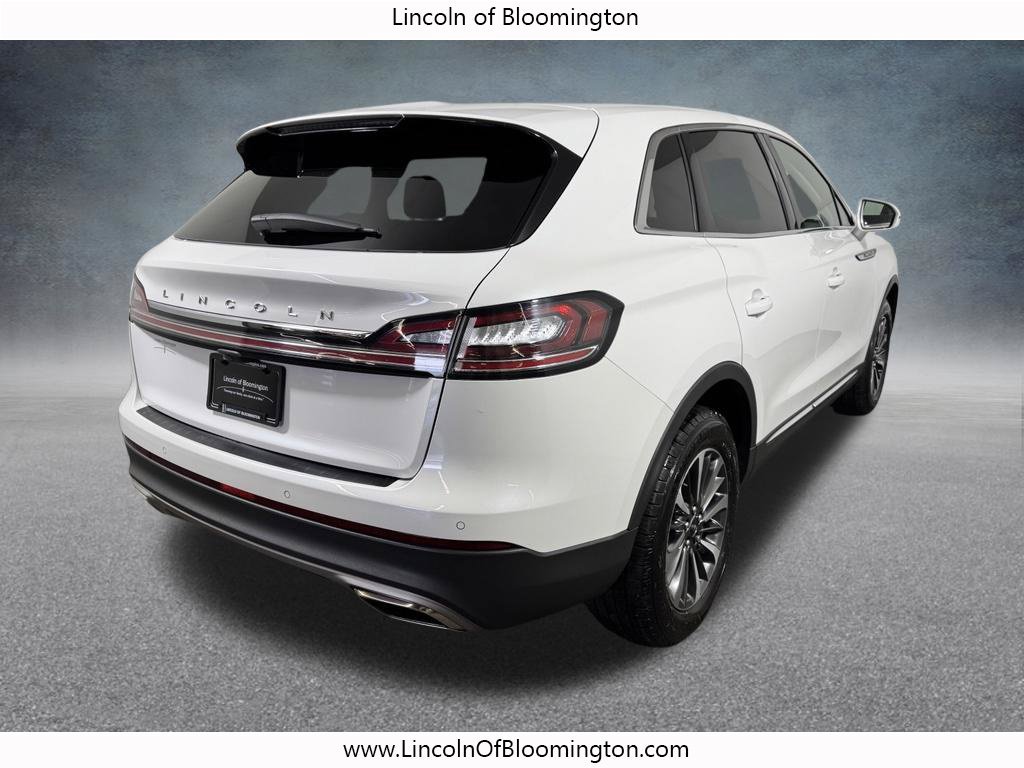 Used 2023 Lincoln Nautilus AWD w/ Premium Package image 8