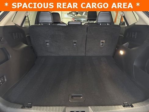 Used 2023 Ford Edge SEL w/ Convenience Package image 29