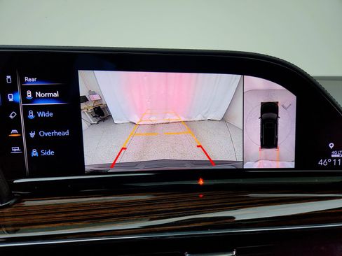 Used 2024 Cadillac Escalade Premium Luxury image 14