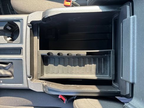 Used 2018 Ford F150 XLT w/ Equipment Group 302A Luxury AWD/4WD image 24