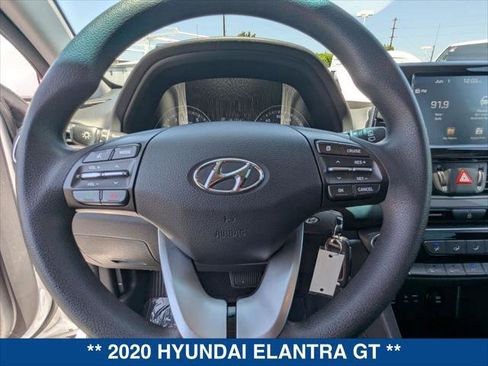 Used 2020 Hyundai Elantra GT FWD image 13