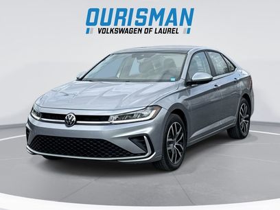 Used 2025 Volkswagen Jetta SE