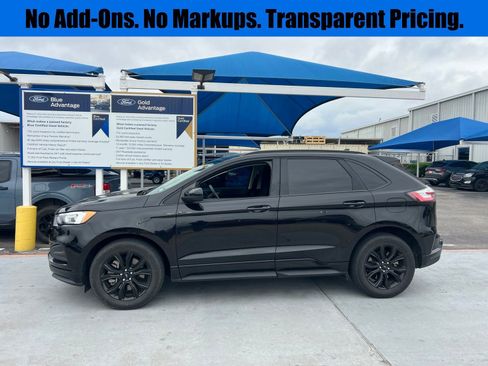 Used 2023 Ford Edge SE w/ Black Appearance Package AWD/4WD image 1