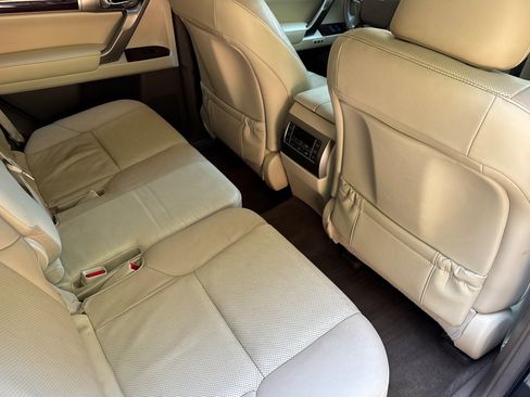 Used 2019 Lexus GX 460 Premium w/ Premium Package AWD/4WD image 33