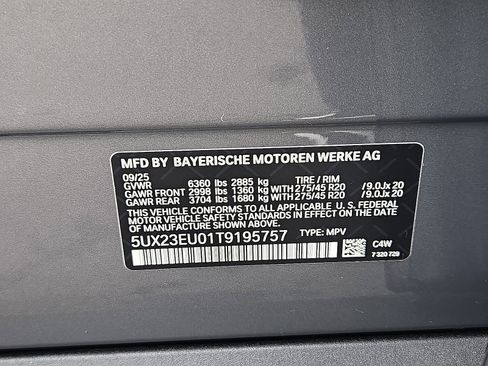 Used 2026 BMW X5 xDrive40i w/ Climate Comfort Package image 10