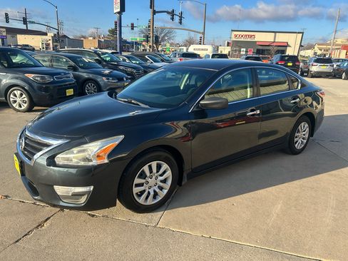 Used 2015 Nissan Altima 2.5 S w/ Power Driver Seat Package image 7