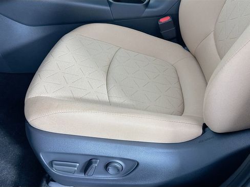 New 2025 Toyota RAV4 XLE image 22