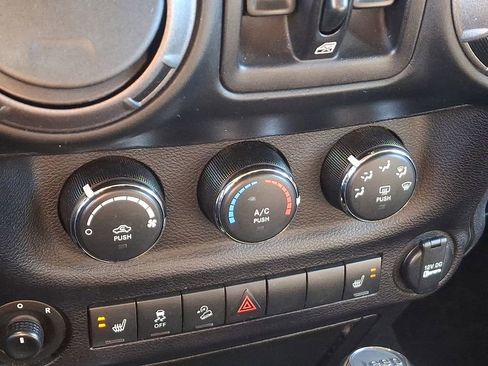 Used 2017 Jeep Wrangler Unlimited Sport w/ Quick Order Package 24S image 16