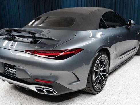 New 2026 Mercedes-Benz SL 63 AMG 4MATIC image 5