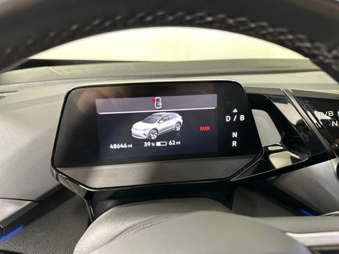 Used 2022 Volkswagen ID.4 Pro image 17