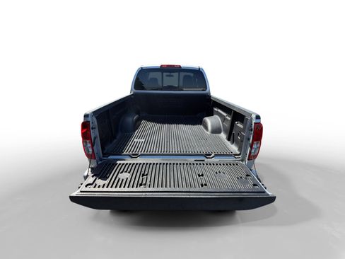 Used 2019 Nissan Frontier Desert Runner image 17