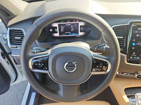 Certified 2024 Volvo XC90 T8 Ultimate w/ Protection Package Premier AWD/4WD image 19
