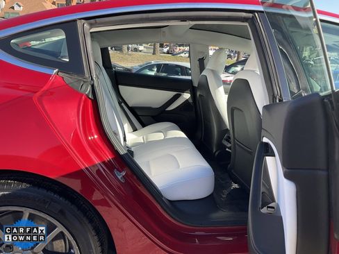 Used 2018 Tesla Model 3 Long Range image 49