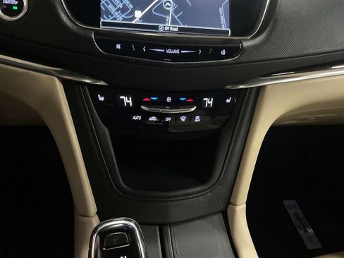 Used 2019 Cadillac XT5 Luxury image 33