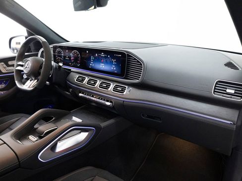 Used 2025 Mercedes-Benz GLE 63 AMG S w/ AMG Night Package image 34