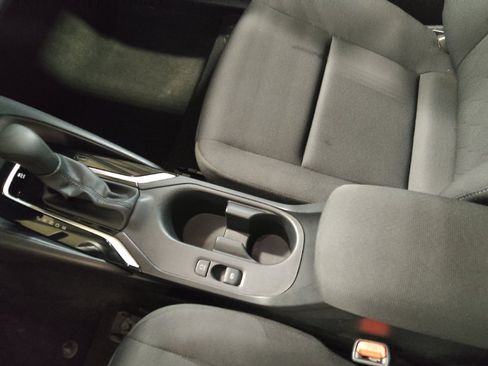 Used 2024 Toyota Corolla LE FWD image 26