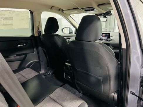 New 2026 Nissan Rogue SV FWD image 28