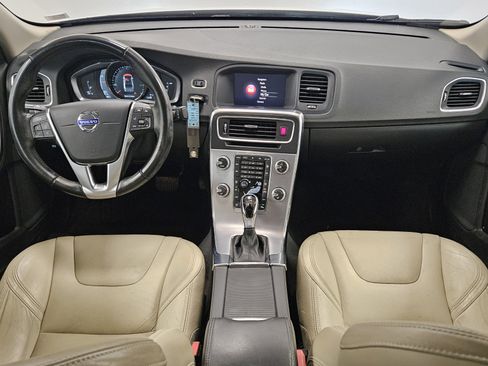 Used 2018 Volvo S60 T5 Dynamic w/ Vision Package image 13