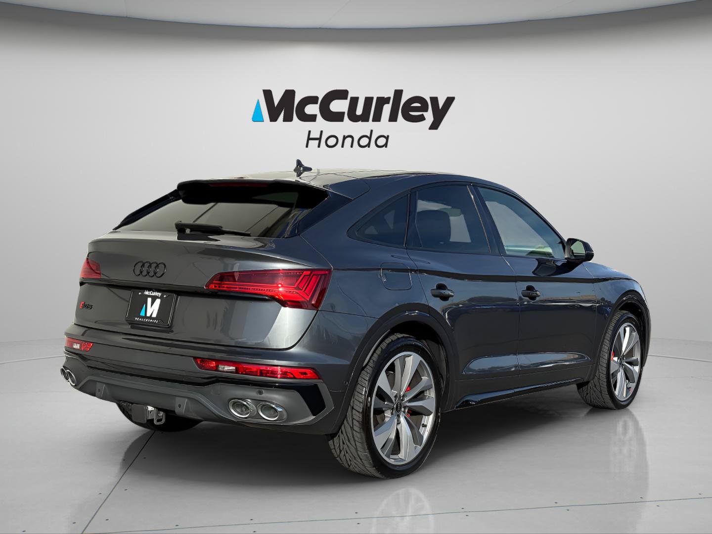 Used 2024 Audi SQ5 Prestige AWD/4WD image 3
