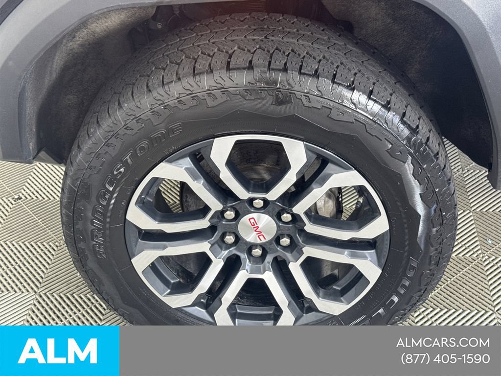 Used 2024 GMC Canyon AT4 w/ Technology Package AWD/4WD image 14