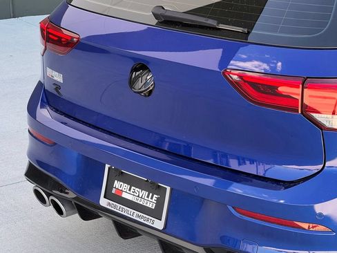Used 2022 Volkswagen Golf R AWD/4WD image 10