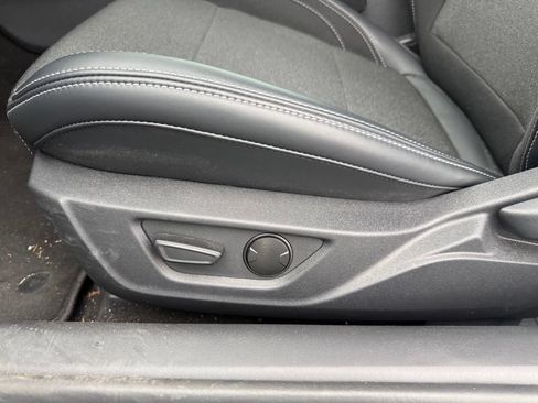 Used 2025 Ford Mustang Coupe RWD image 14