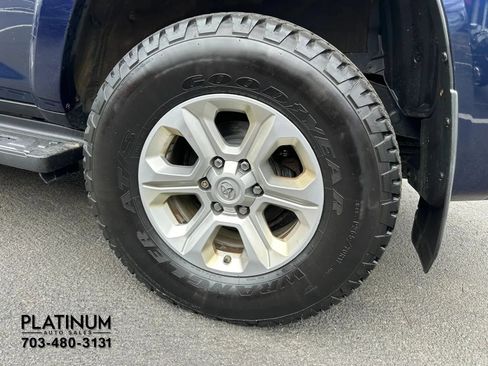 Used 2018 Toyota 4Runner SR5 Premium AWD/4WD image 25