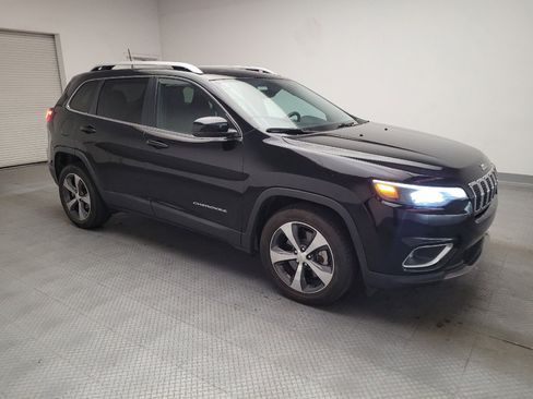 Used 2019 Jeep Cherokee Limited image 11