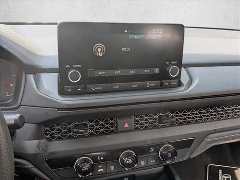Used 2025 Honda Accord LX image 11
