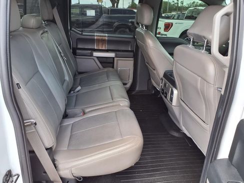 Used 2019 Ford F150 Lariat RWD image 17