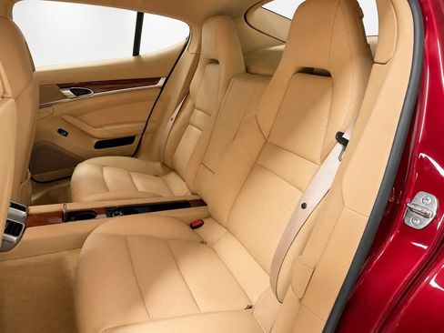 Used 2010 Porsche Panamera S RWD image 15