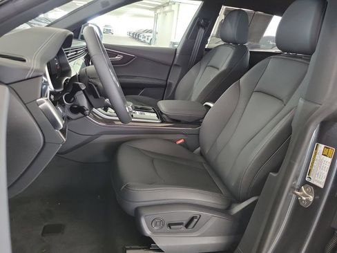 Used 2025 Audi Q8 Premium Plus AWD/4WD image 11