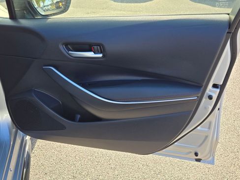 Used 2025 Toyota Corolla SE image 8