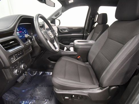 Used 2024 GMC Yukon SLE image 14