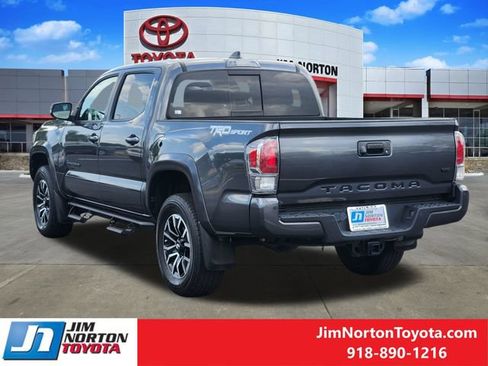 Used 2023 Toyota Tacoma TRD Sport w/ Technology Package RWD image 8