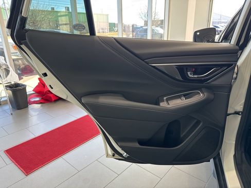 Used 2020 Subaru Outback Limited w/ Popular Package #2 image 40