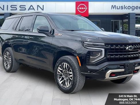 Used 2025 Chevrolet Tahoe Z71 AWD/4WD image 1