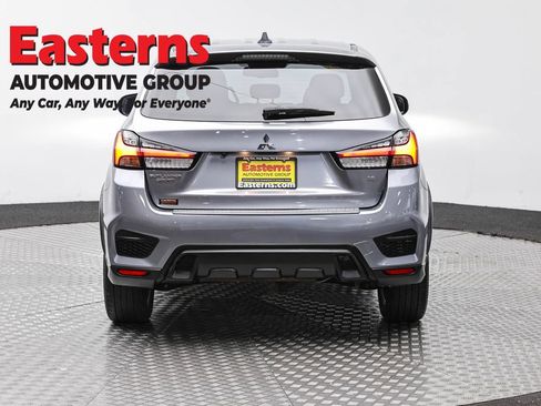 Used 2022 Mitsubishi Outlander Sport SE FWD image 6