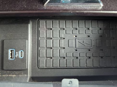 Used 2023 Ford Expedition Max Platinum AWD/4WD image 21