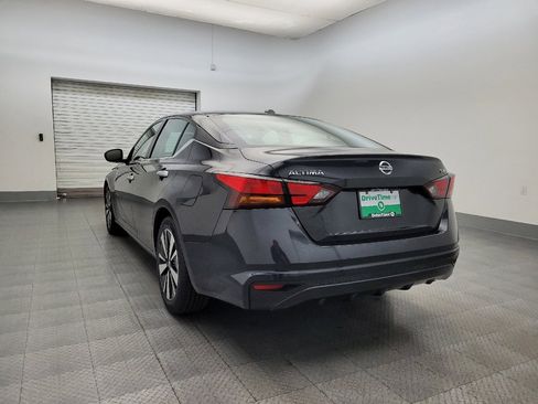 Used 2021 Nissan Altima 2.5 SV image 5