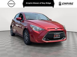 Used 2020 Toyota Yaris XLE image 1