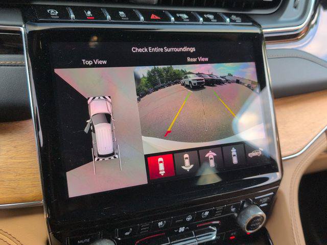 Certified 2023 Jeep Grand Cherokee L Summit AWD/4WD image 14