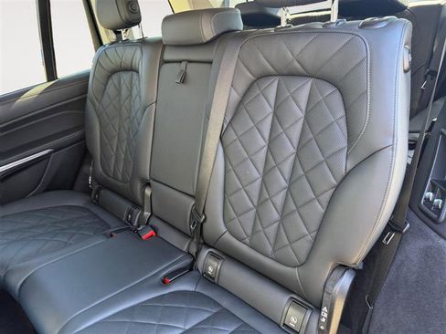 Used 2024 BMW X7 xDrive40i image 15