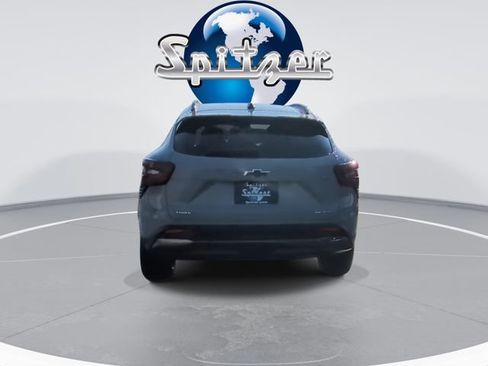New 2026 Chevrolet Trax ACTIV w/ Sunroof Package image 7