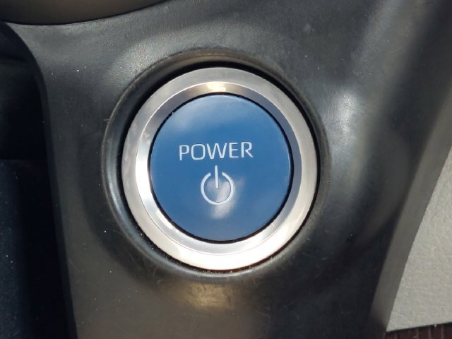 Certified 2023 Toyota Sienna LE FWD image 26
